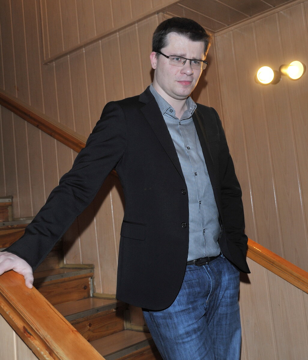 бебуришвили ведущий. харламов ушел из камеди 2023. максим харламов. харламов ушел из камеди 2023. гарик харламов 2021.