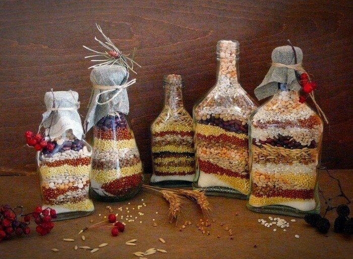 Декор бутылки нитками -плюшевая ваза для цветов!