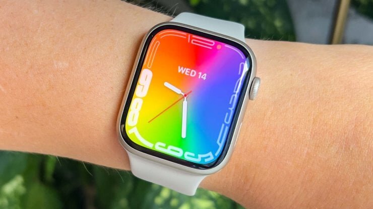    Быструю зарядку поддерживает очень небольшое количество моделей Apple Watch.