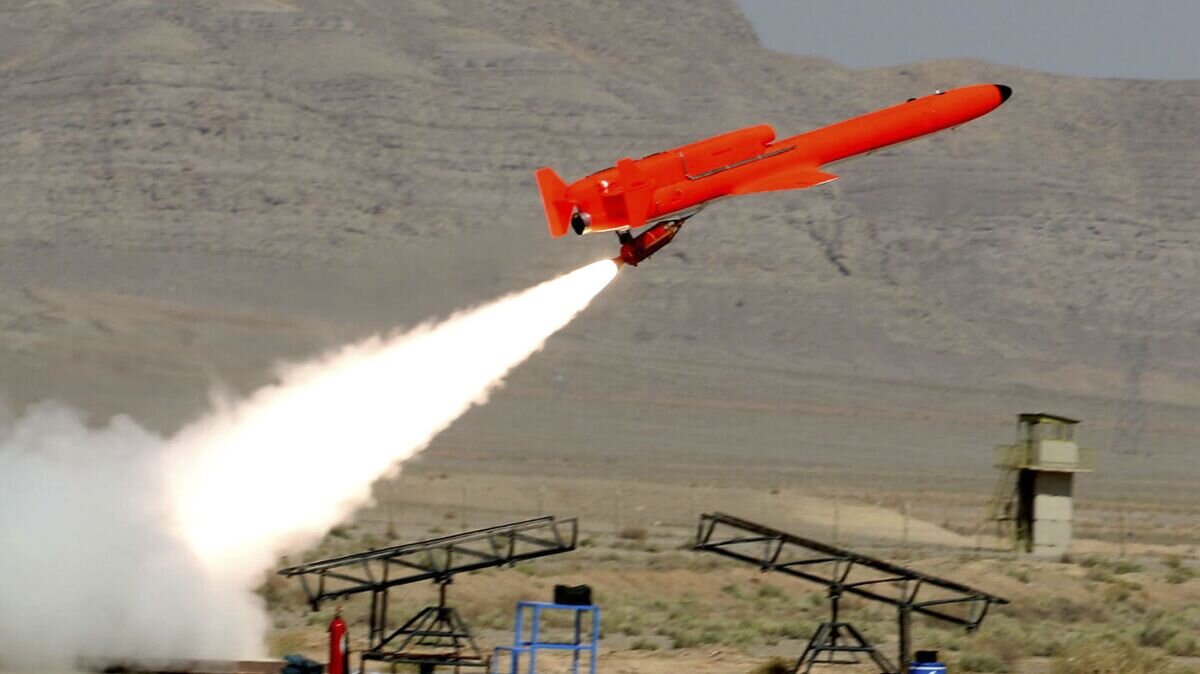    Запуск иранского беспилотника Karrar© AP Photo / Iranian Defense Ministry,Vahid Reza Alaei