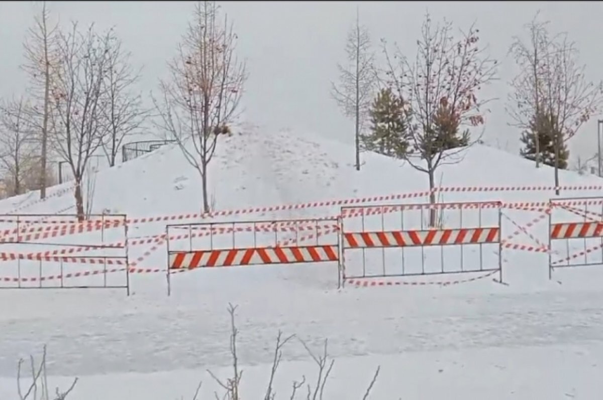    В деревне Патрушева Тюменского района проверили опасную горку