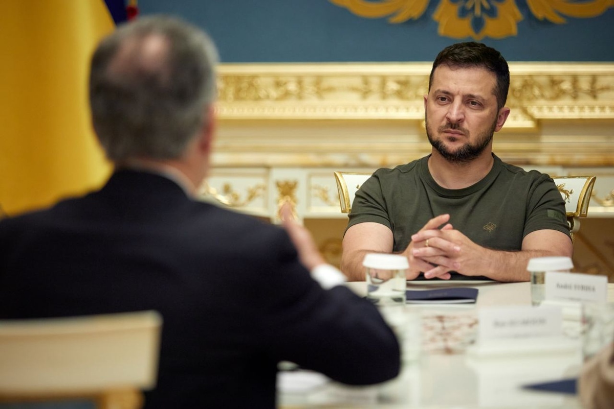    Фото: Владимир Зеленский, t.me/V_Zelenskiy_official Карина Романова