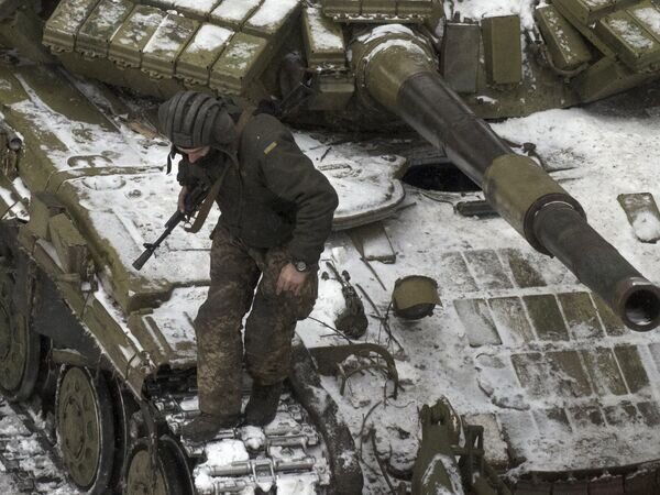   © AP Photo / Evgeniy Maloletka