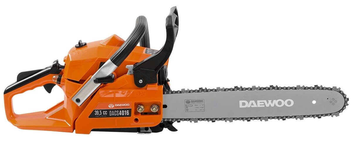 Ей можно долго работать не делая частые и продолжительные перерывы, поскольку бензопила Дэу оснащена системой, защищающей механизм от перегрева.