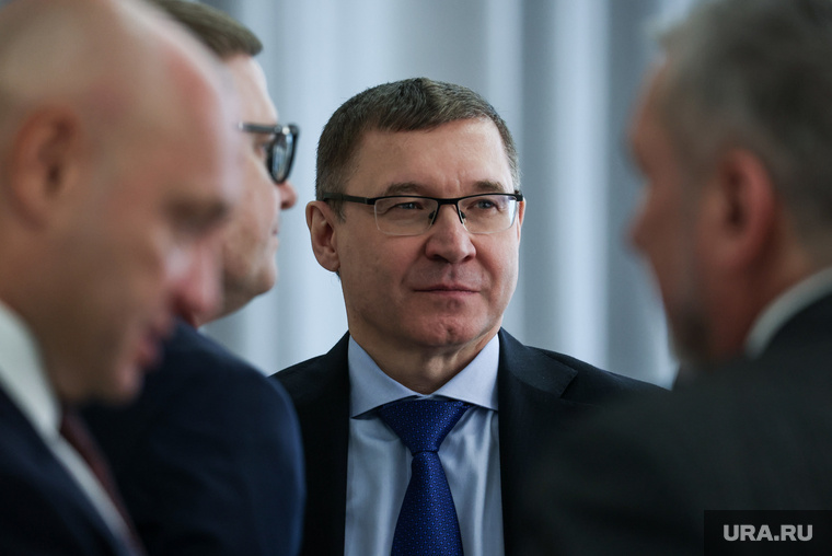    Вместе с Владимиром Якушевым в заседании участвовали его коллеги из других федеральных округов