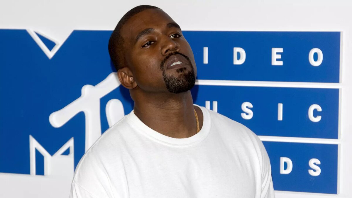 Канье Уэст на MTV Video Music Awards, 28 августа 2016 года © Hubert Boesl/www.globallookpress.com