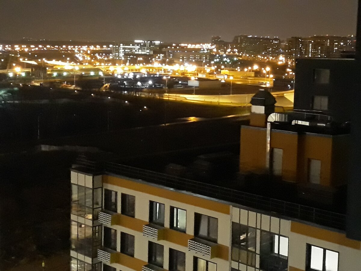 Виды красивые, но технического этажа нет, со всеми вытекающими