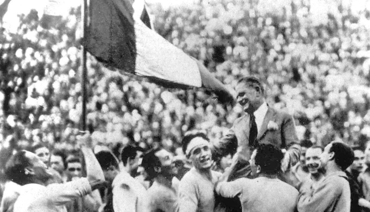 Триумф сборной Италии. Источник: businessinsider.com