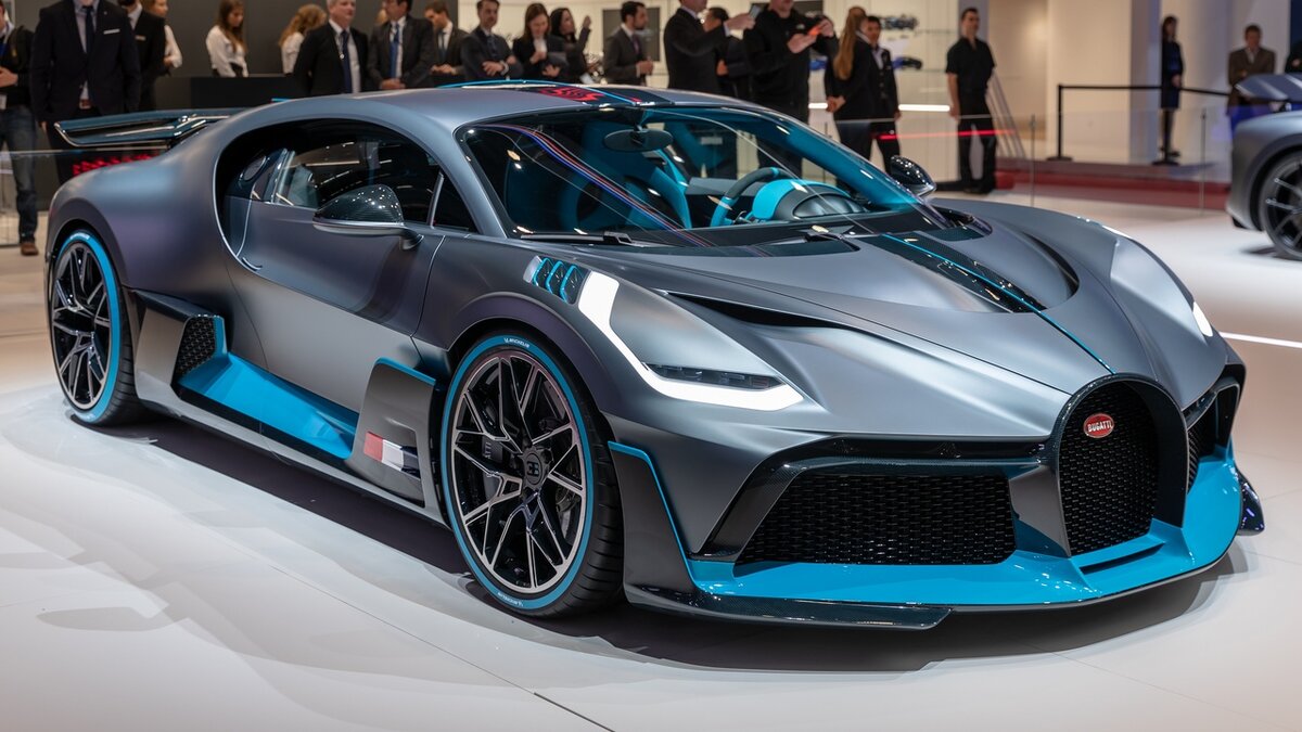 5 место – Bugatti Divo — 5 800 000 $ Эта модель устойчива в поворотах и является достойным преемником чуть менее дорогостоящего Bugatti Chiron. Кстати, по условиям Bugatti, чтобы купить Divo будущий владелец должен владеть Chiron. Все 40 созданных машин уже проданы, несмотря на их экстремально-высокую цену.