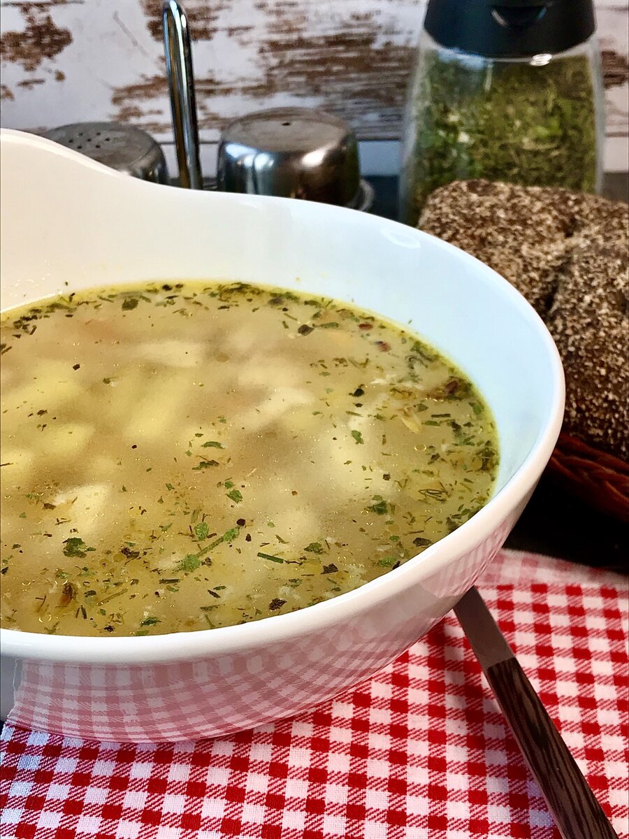 уха из красной рыбы в домашних условиях с пшеном и картошкой рецепт классический