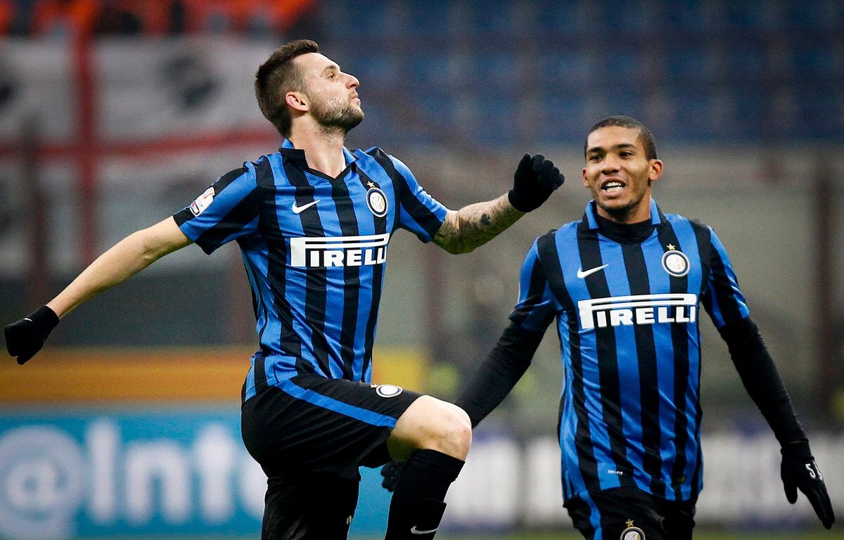 Спустя почти 5 лет Брозо единственный полевой игрок из всей заявки на тот матч, кто до сих пор играет за Интер.