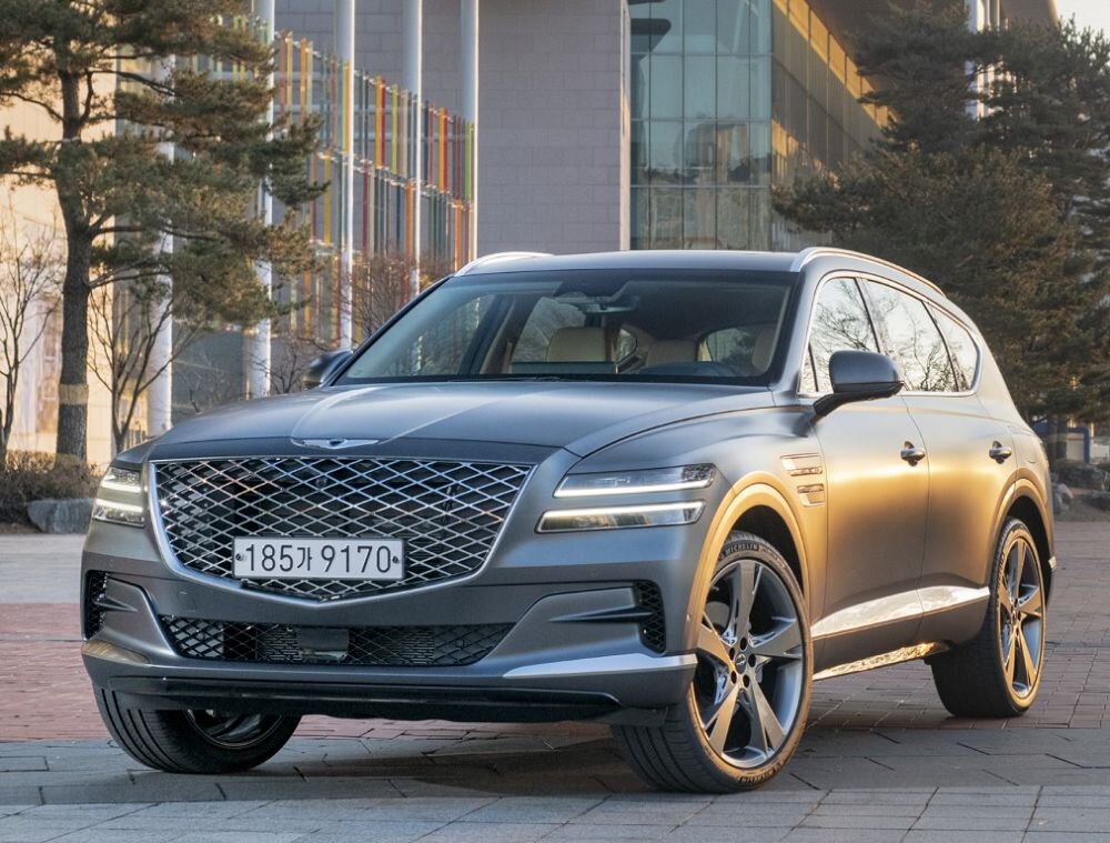 Genesis GV80 способен побороться с бестселлерами японских производителей.