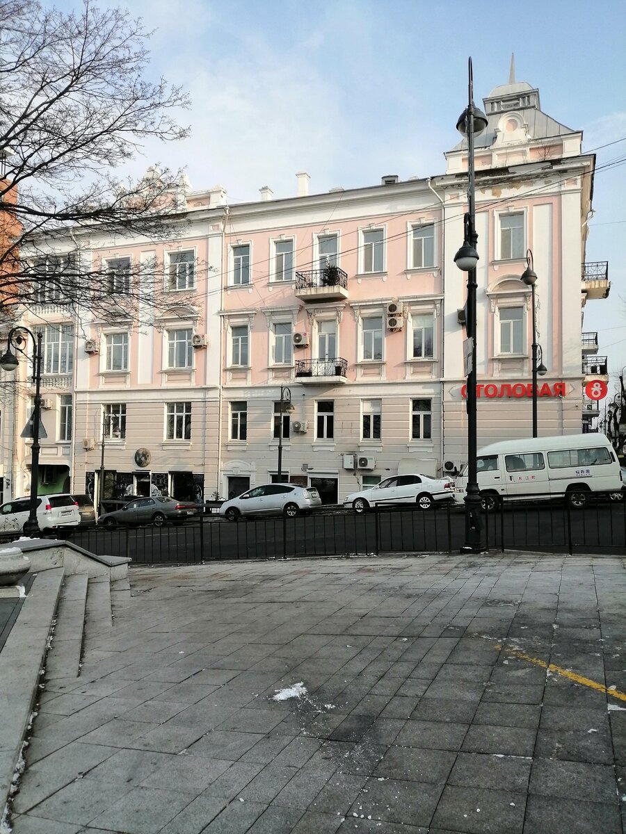 Улица Светланская дом1