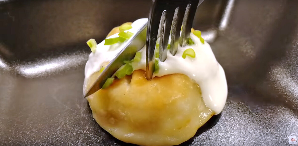 Тесто на кипятке. Необычный обед с мясом для всей семьи.