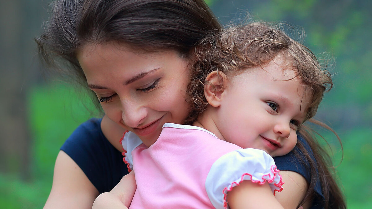 Принятие себя на уровне безусловной любви в любой ситуации, какой бы неприятной она ни была, даёт удивительное чувство устойчивости и защищённости. То самое чувство безопасности, которого лишены отвергаемые родителями дети.
