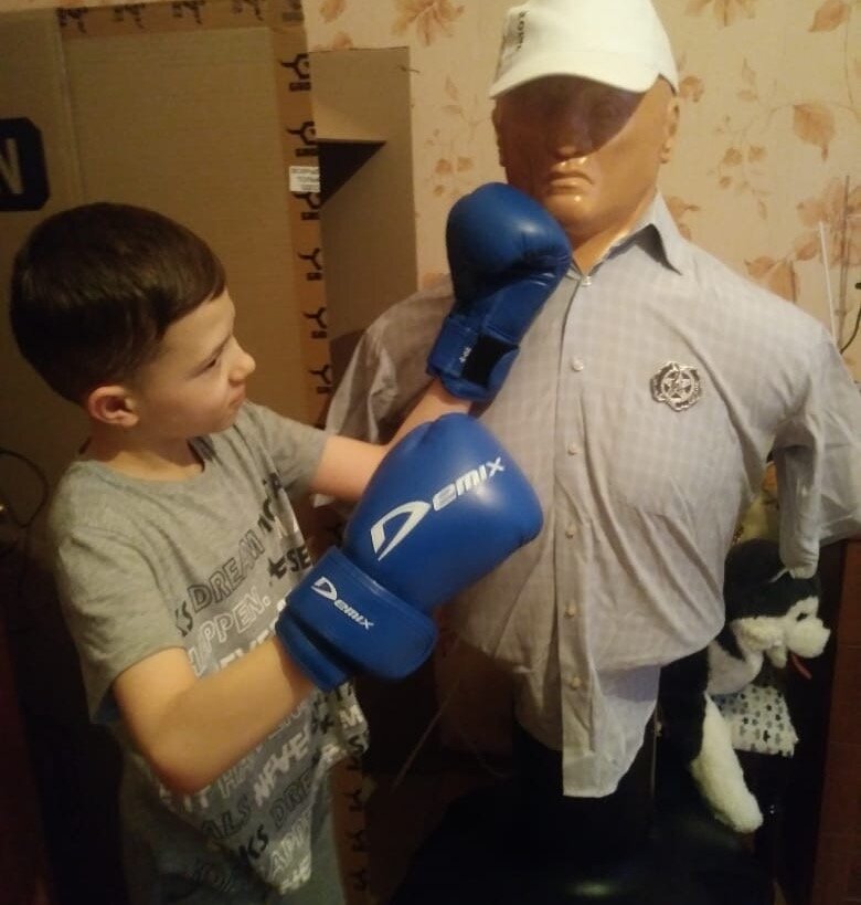 Теперь у сына новый друг!