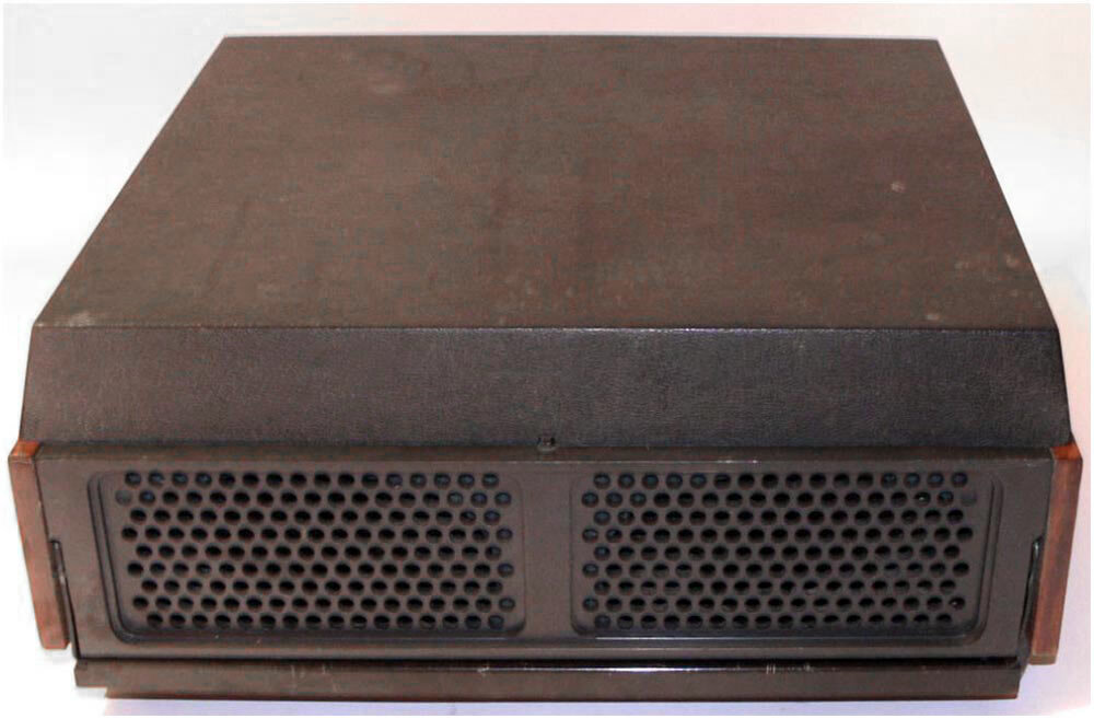 Вид с закрытой крышкой