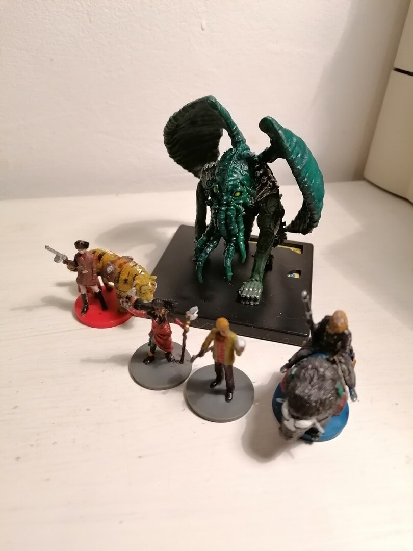 покрашенная фигурка мага днд. как красить фигурки. покрашенные фигурки днд. миниатюры солдат ркка 1к35. окраска фигурок 1/35 акрилом.