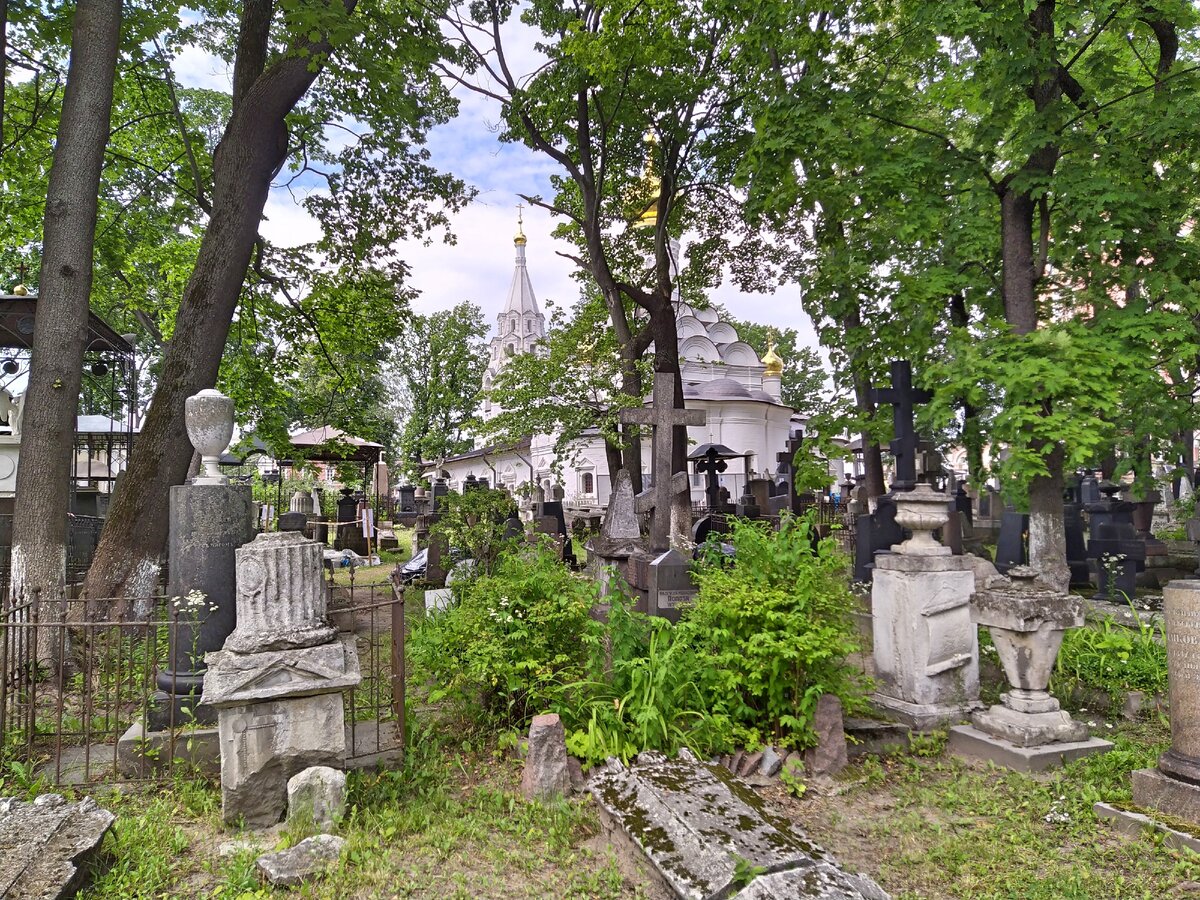 старое донское кладбище москва