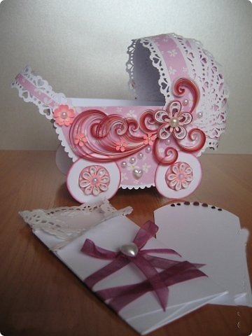 Это моя первая открытка-коляска. Фото тоже мое. 2013 год