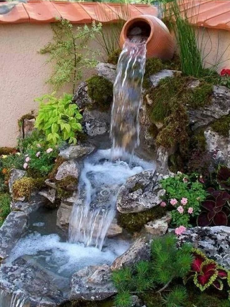 Красивый водопад.