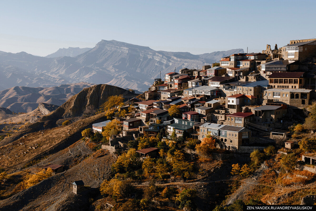 Зальцбург вид на горы. Пэйшнс штат колорадо. Города горных районов. Города горных районов. Русский город в горах.