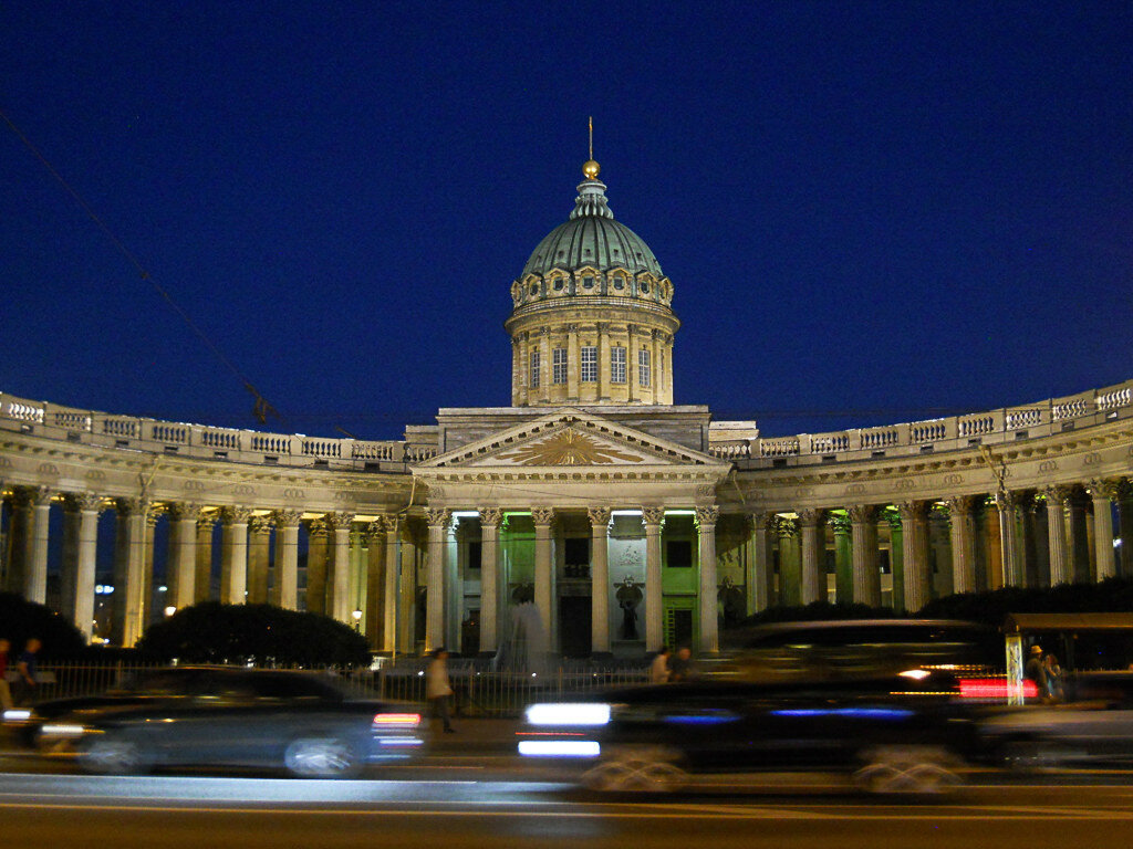 Как называется собор на невском проспекте в санкт петербурге