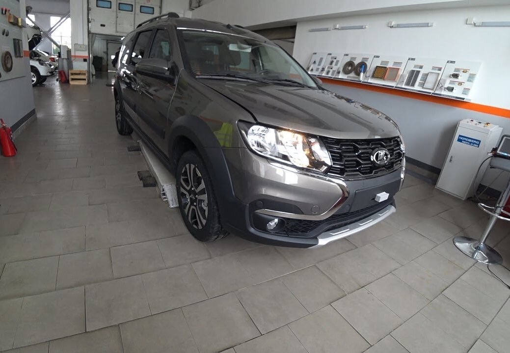 Обновленный largus и впрямь симпотичный