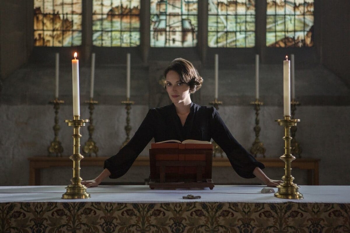 Дрянь сериал 2016–2019. Фиби Уоллер-бридж дрянь. Сериал дрянь Fleabag. Фиби Уоллер бридж Флибэг.