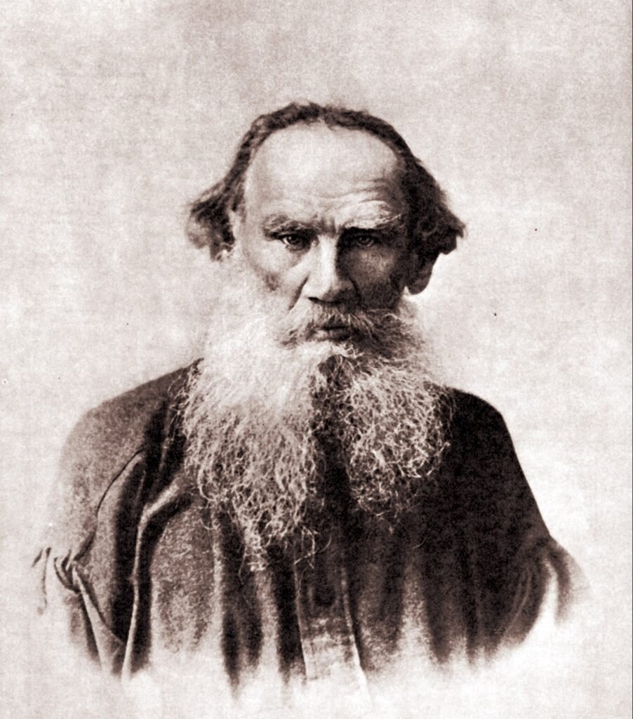 Лев Николаевич Толстой (1828 - 1910) — русский писатель, просветитель и критик.