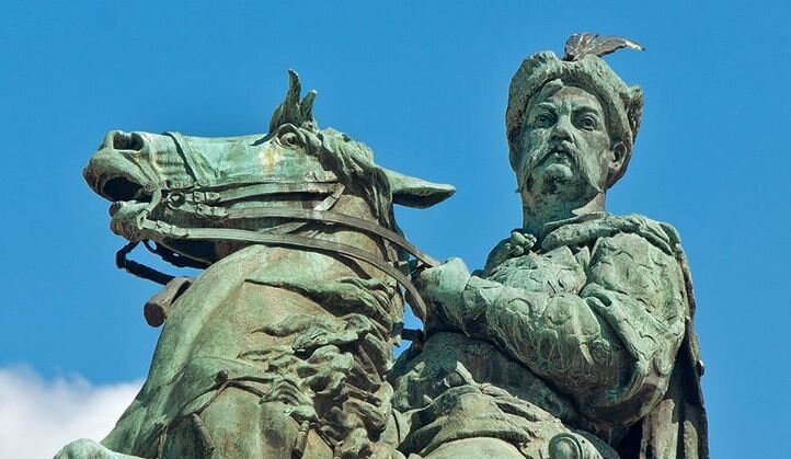 Памятник Богдану Хмельницкому