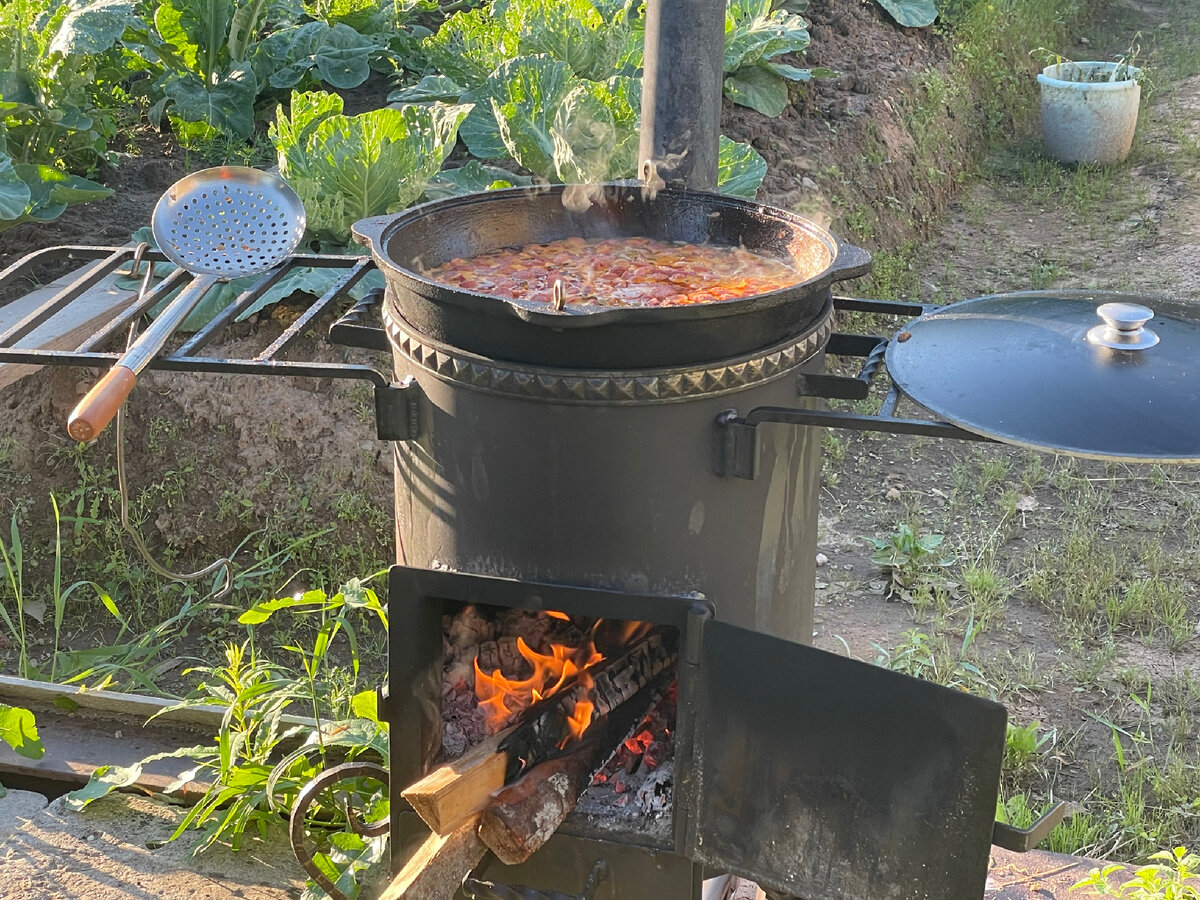 Солянка в казане 