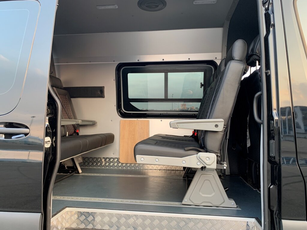 Трансформация Диванов для поездки сидя