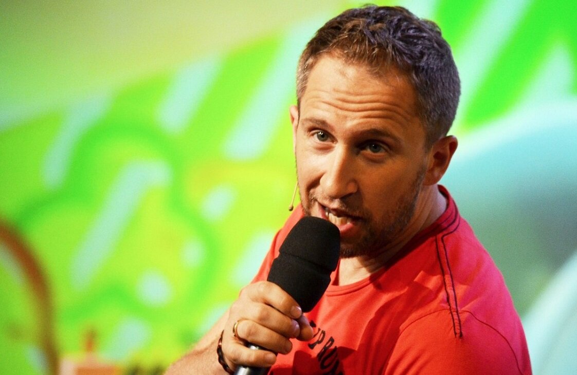 Отар Кучера 