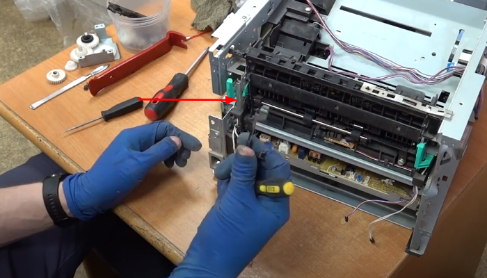 Фото 136. Очистили все остальные детали принтера, продули все внутри сжатым воздухом