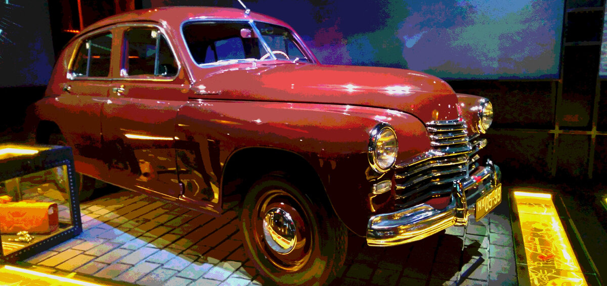 За такую машину и шесть зарплат не жалко.