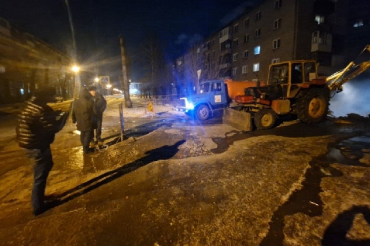    В омском следкоме возбудили уголовное дело после падения ребёнка в яму