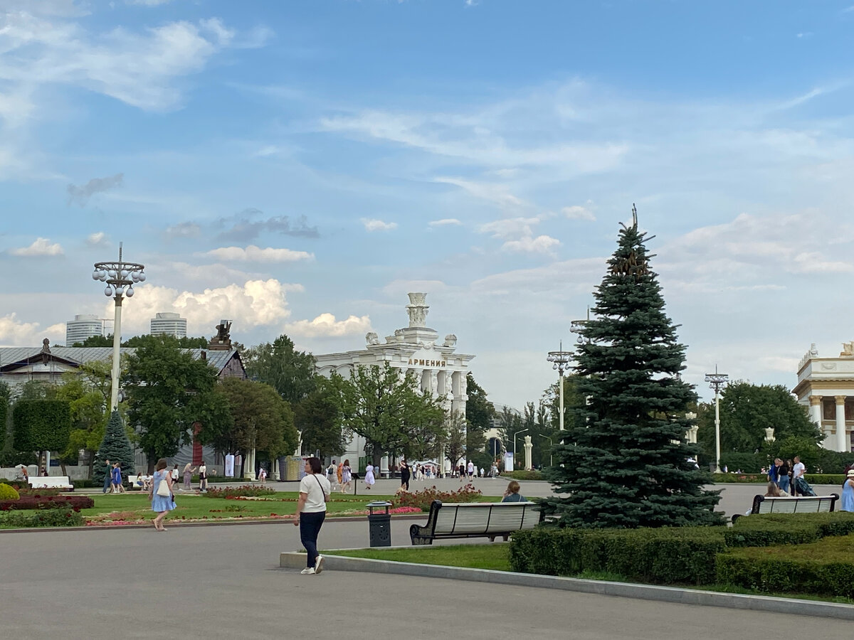 Вид на павильон Армения