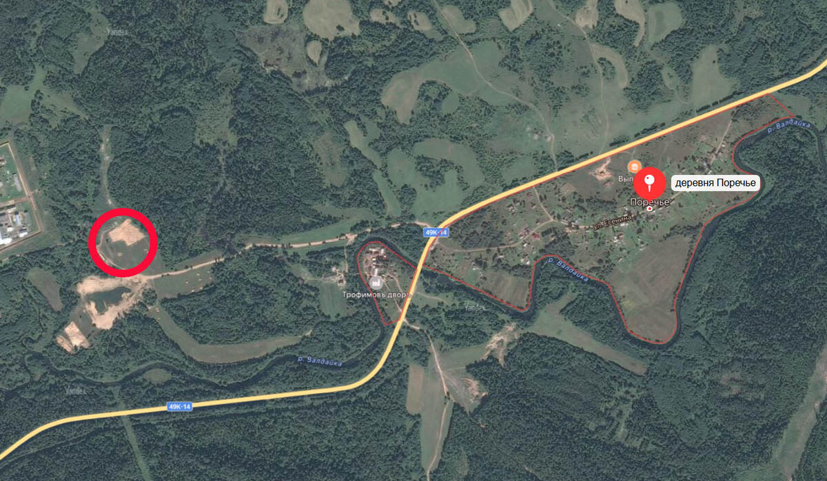 В красном кружке явно начали что-то строить