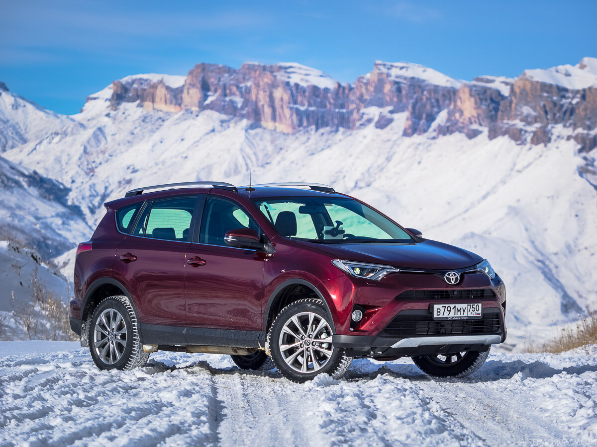 Тойота рав 4 отзывы. Toyota rav4 2016. Тойота рав 4 2016 года. Тойота рав 4 4 кузов. Тойота рав 4 новая.