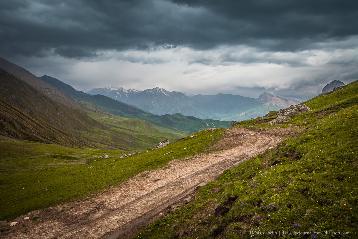 Поселок Эльбрус Кабардино Балкария