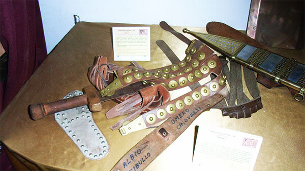 Армейский пояс, птеруги и кинжал