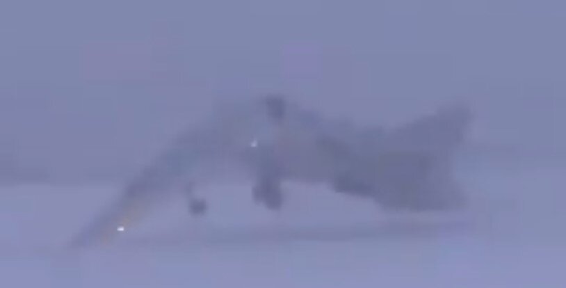 Отскок планера самолёта от взлётно-посадочной полосы