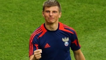 Бывший игрок «Зенита» и сборной России вошел в тренерский штаб «Газпром»-Академии», сообщает официальный сайт питерского клуба.
