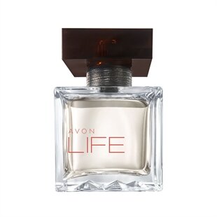 Сегодня, как и обещала писать вам про гармоничный парфюм под названием Avon Life для него.Запах фиалки придает гармонию и тишину.Каждый семейный мужчина который приобретет этот притягательный аромат сможет исполнить самые заветные мечты.Испытайте чертовский древесный запах и нанеси своему телу ноты кедра.Он подчеркивает изюминку и дарит активную свежесть для мужчин.А женщины принимая этот необыкновенный приятный и мужественный парфюм мгновенно чувствуют прилив энергии.Специальное предложение идеально подходит воспеть твое совершенство.Позволь черному перчику придать очаровательный и соблазнительный привкус.Не упускайте шанс привлечь внимание.Достойный мужчина использует достойный аромат.