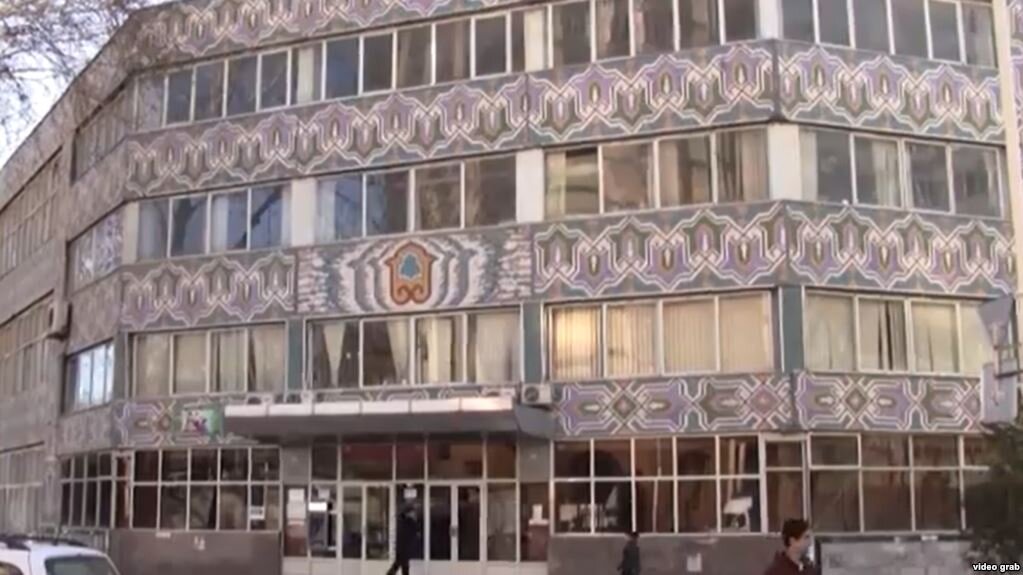 Фабрика "Гулистон Душанбе"с сайта novosti.tj  