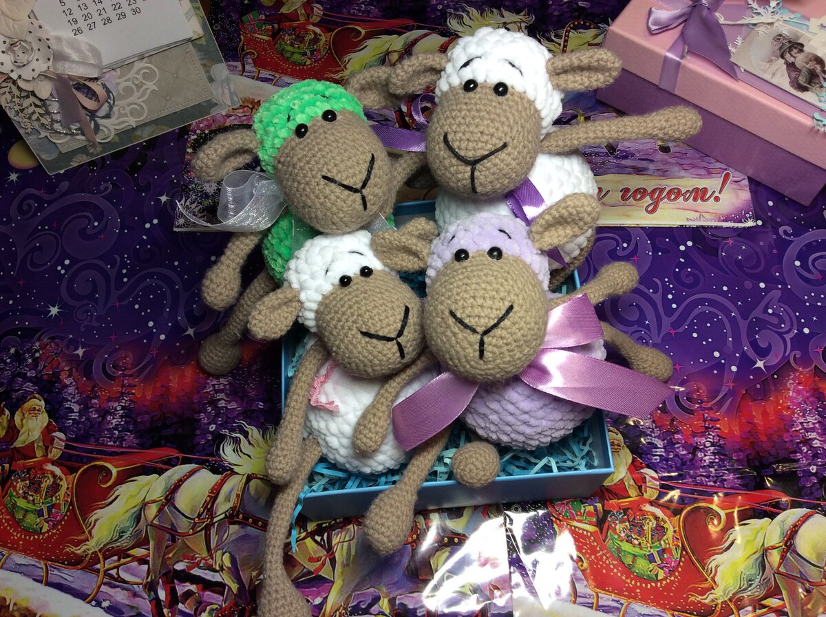                                              Овечки в технике Амигуруми.