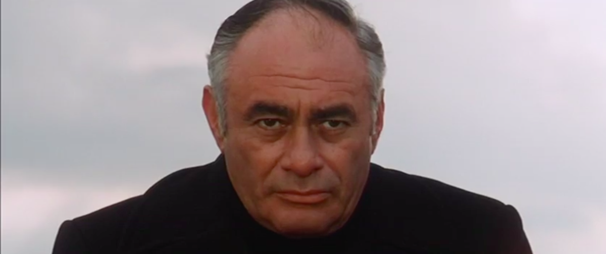  Мартин Бэлсам в роли комиссара Бонавиа 