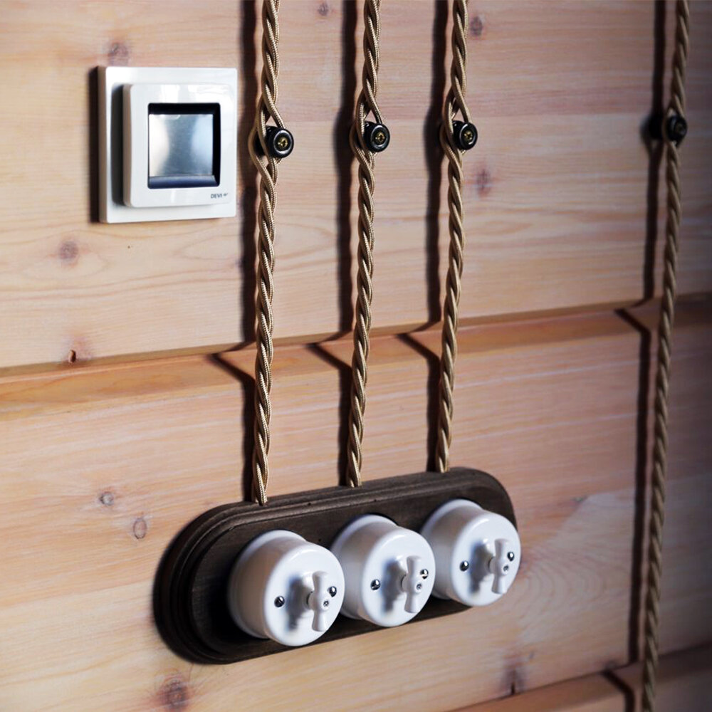 Пример проводки накладного монтажа