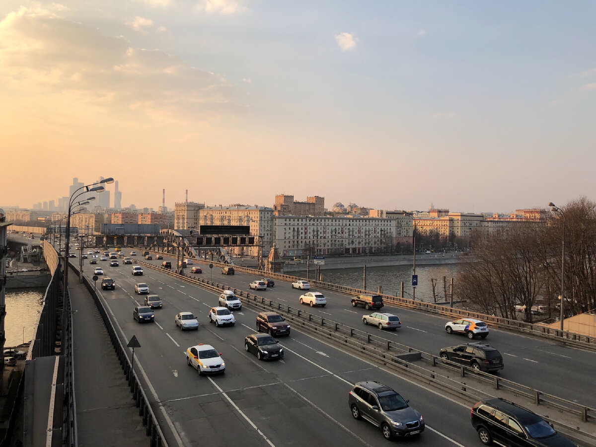 Купить квартиру в Москве без ипотеки очень сложно